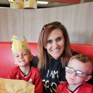 Meet your Posher, Mara